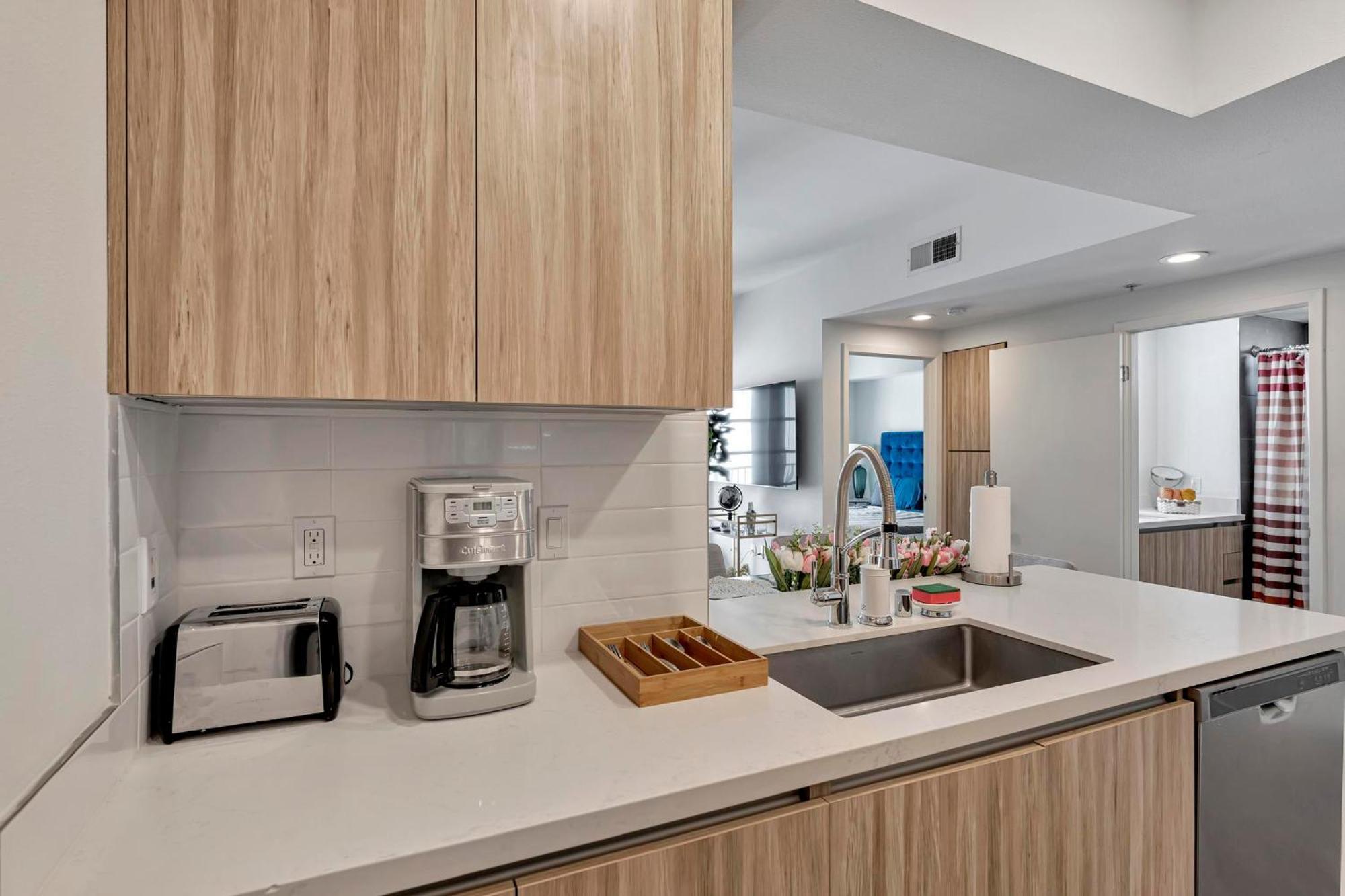 7 Large Down Town Santa Monica Apartment 洛杉矶 外观 照片