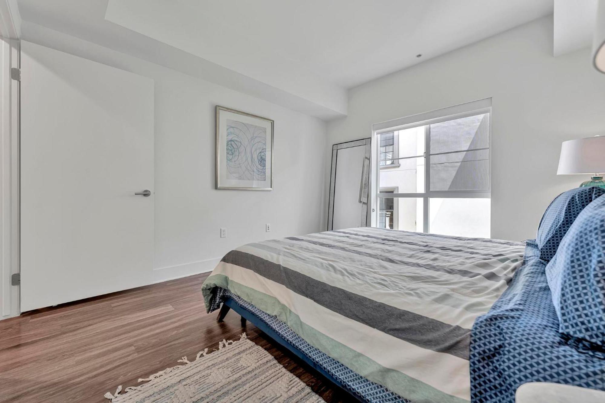 7 Large Down Town Santa Monica Apartment 洛杉矶 外观 照片