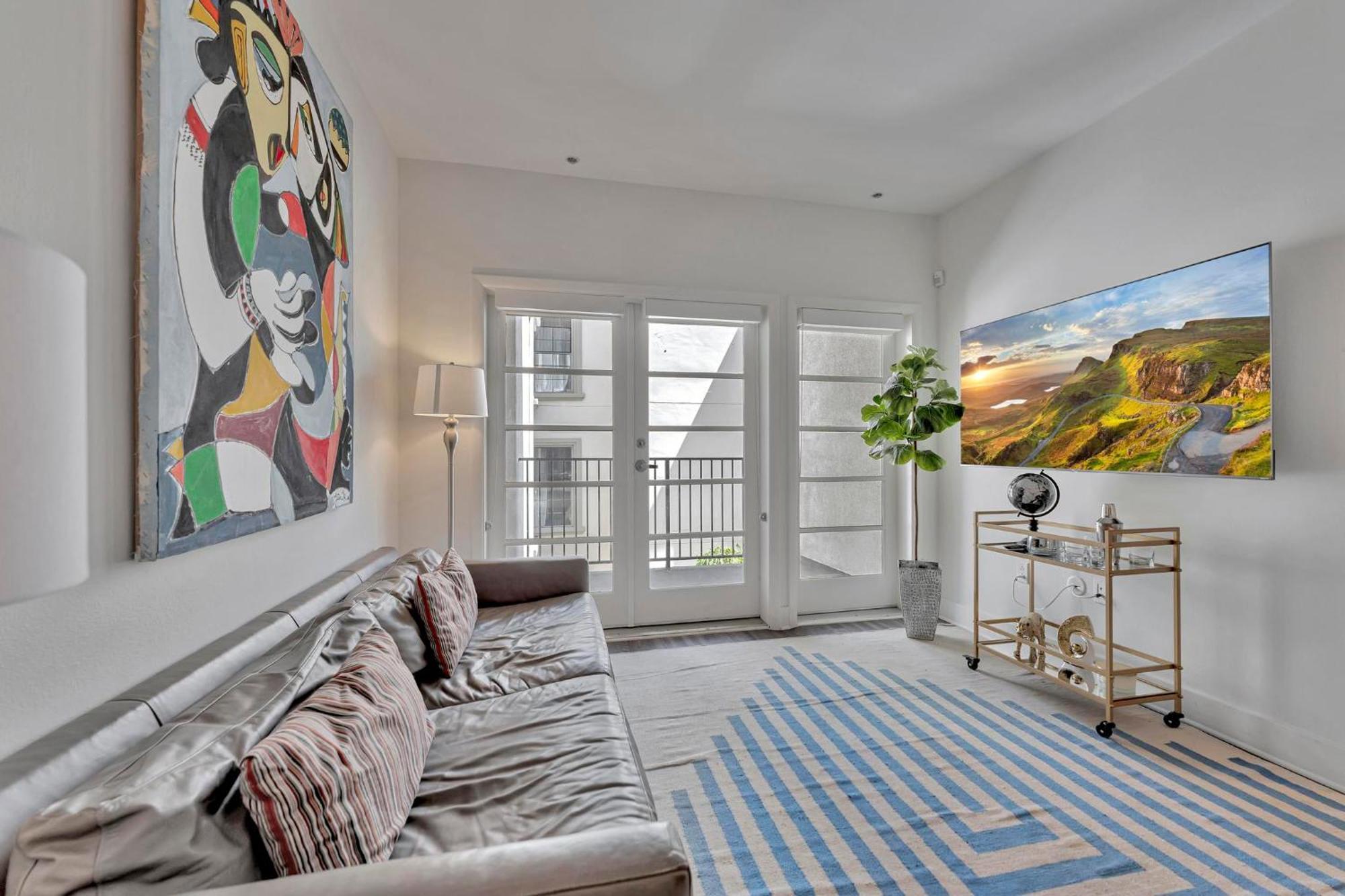 7 Large Down Town Santa Monica Apartment 洛杉矶 外观 照片